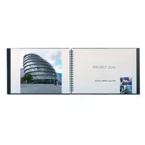 Jones&Smith'in Londra Belediye Binası ve Z245 Projesi'ni tanıtan spiral ciltli açık proje kitabı.